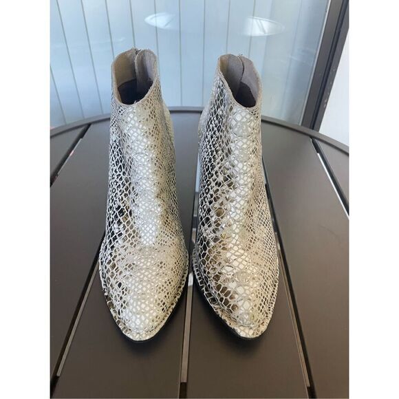 Diba True Snakeskin Ankle Booties Size 7 - Picture 14 of 14
